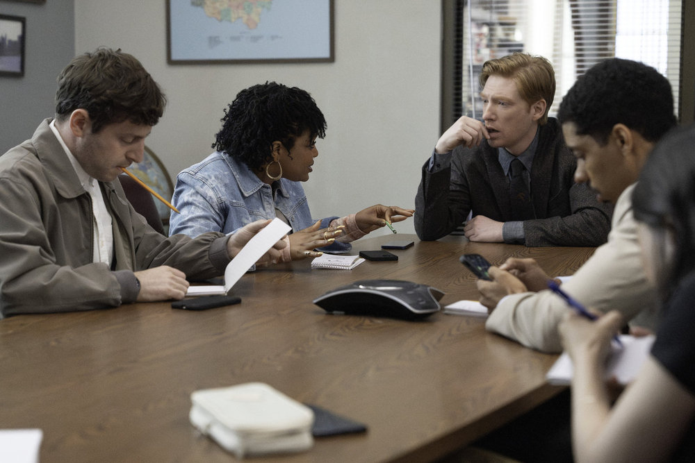 As papers struggle, “The Paper” finds fun