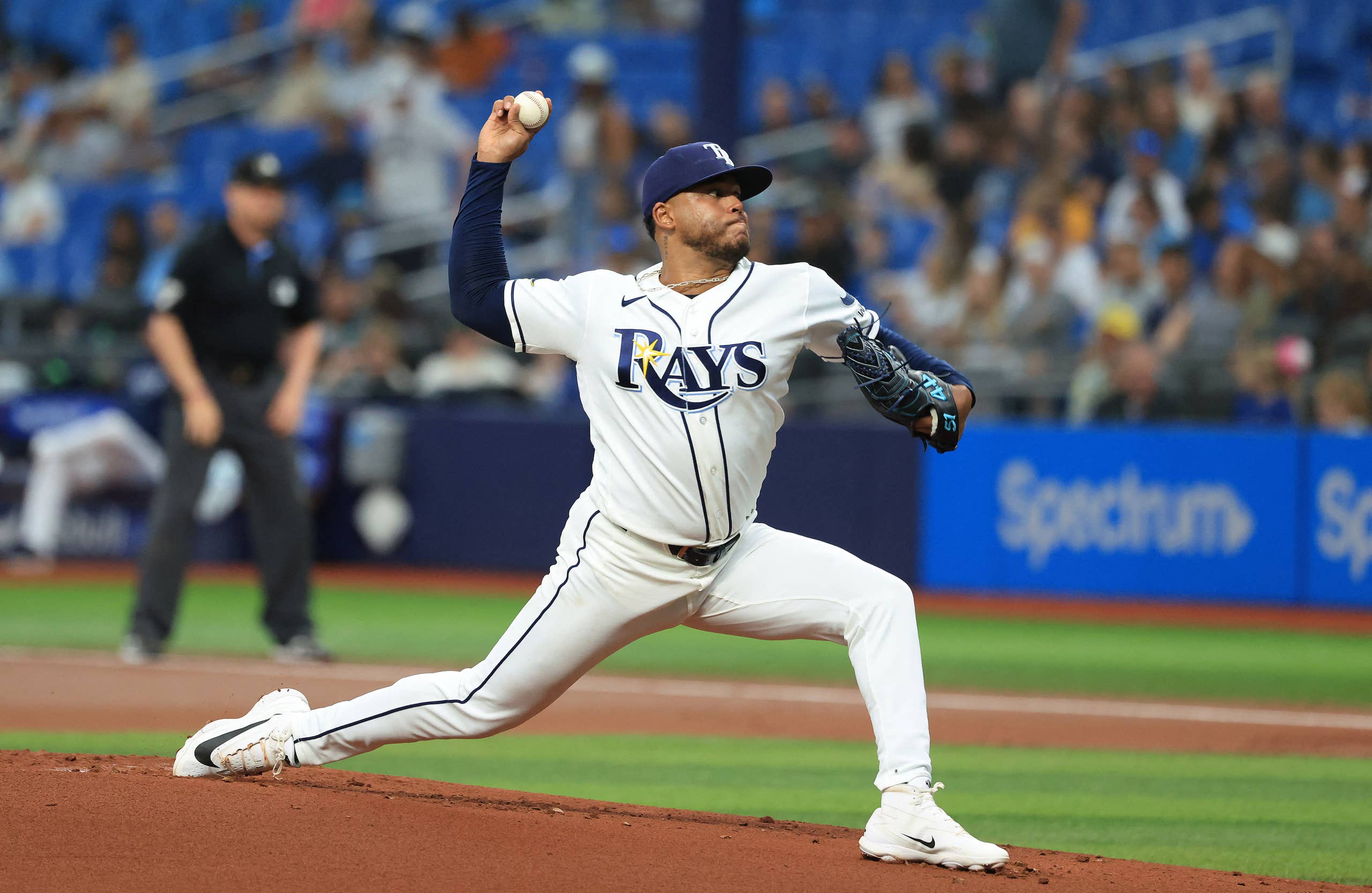 Best-bets for Oct. 25: It’s a three-sport tangle
